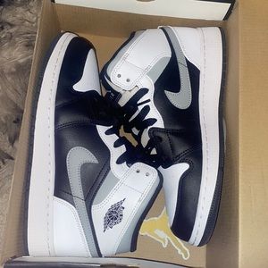 Jordan 1 Mid ‘White Shadow’ GS 5.5